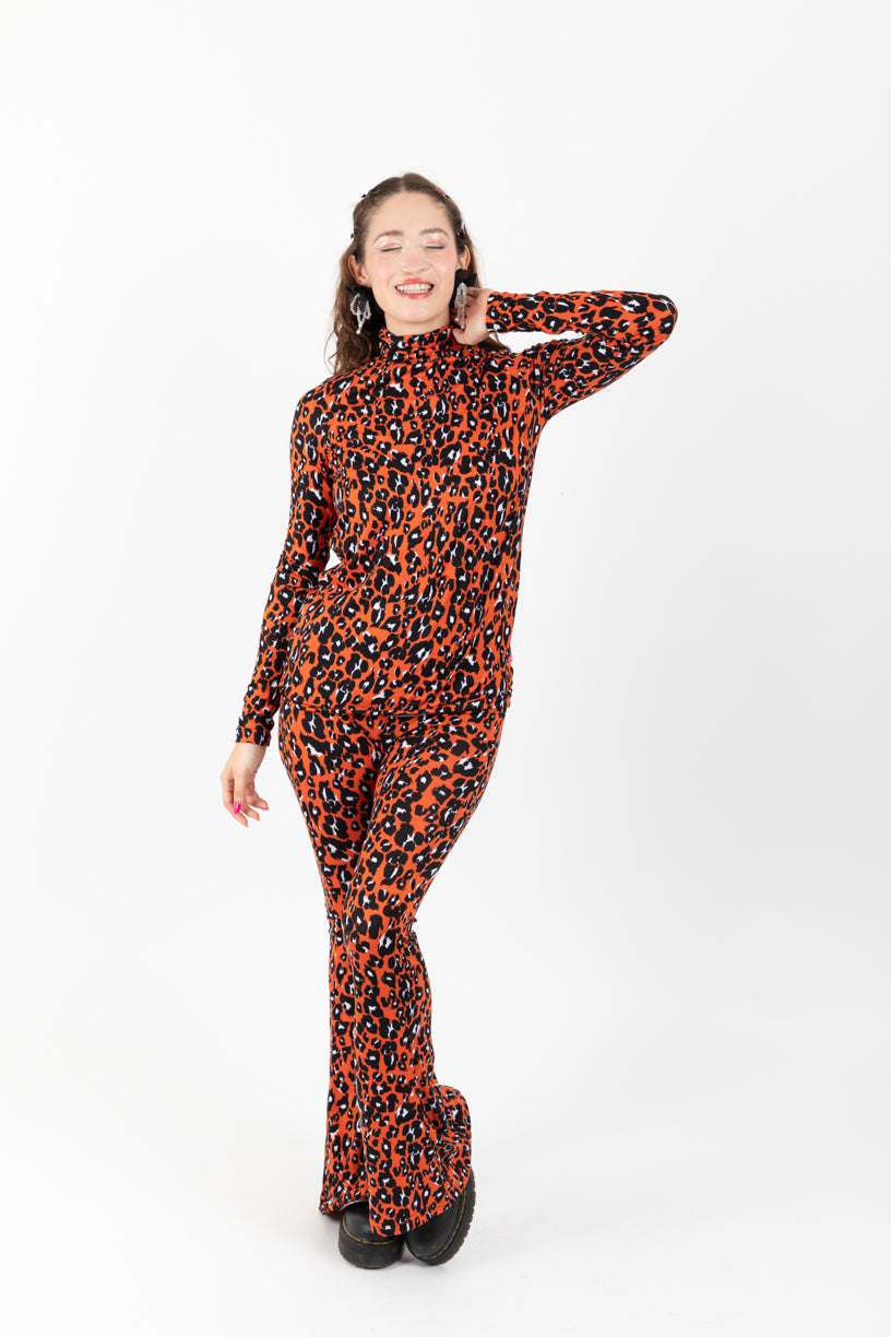 Set Leopardo Naranja Legging Acampanado