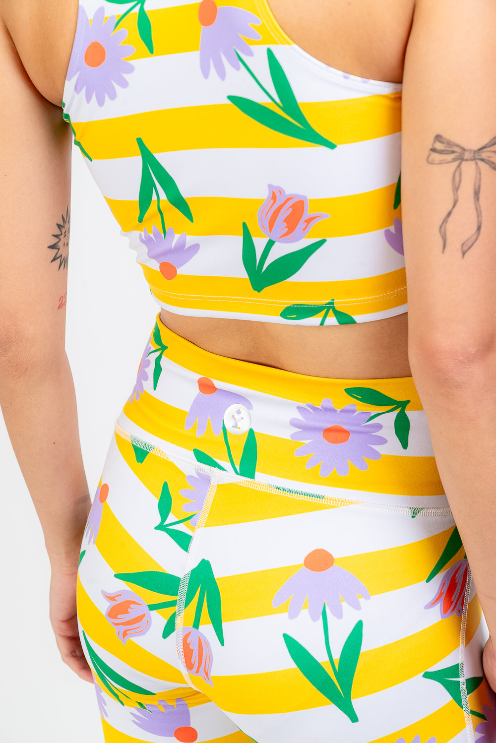 Crop top deportivo Tulip